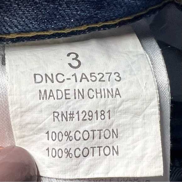 Machine Super Distressed High Rise Jeans Medium Wash - Picture 6 of 7